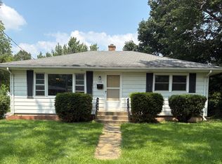 1502 Steensland Dr, Madison, WI 53704