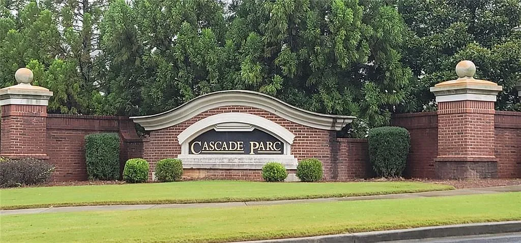 3 bed, 2.5 bath, 2434 sqft, $2,500 — Photo 4