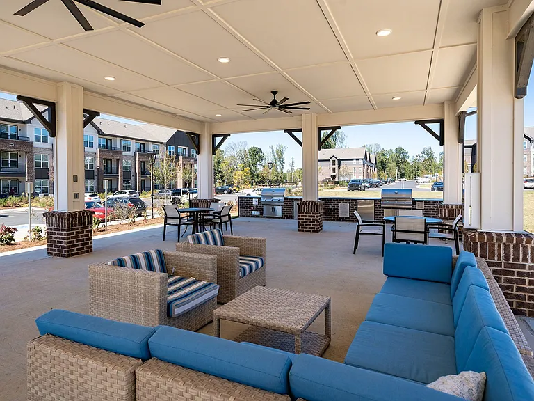 Aura Creekside Apartments — Photo 28