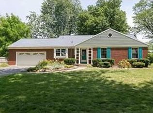 33 Parkwood Dr, Amherst, NY 14226