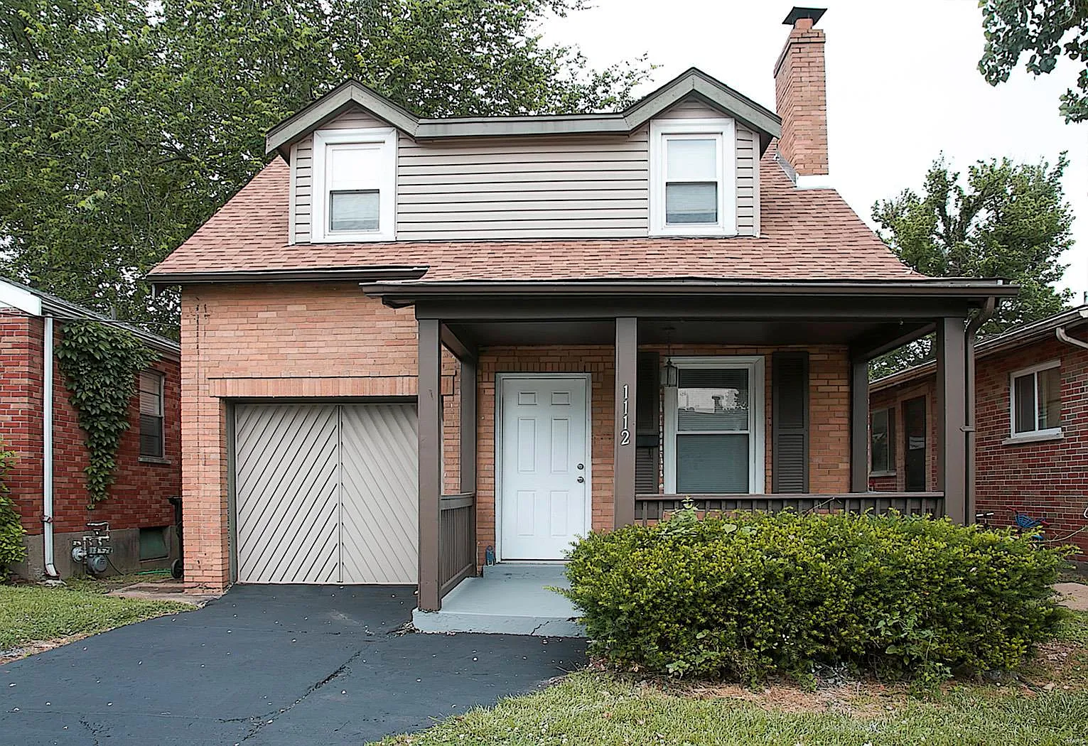 1112 Meyer St photo 1