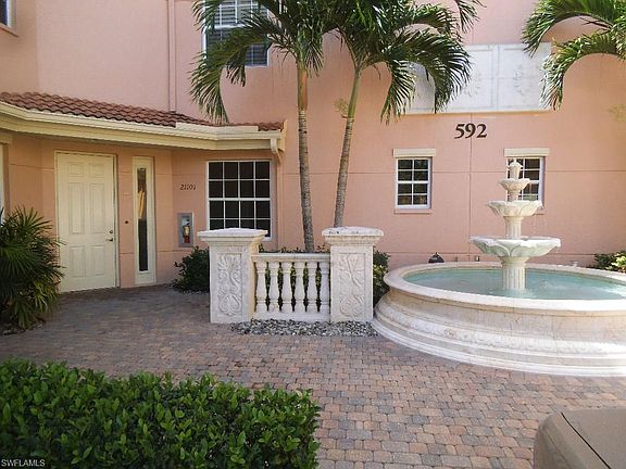 5th image of 550 Avellino Isles Cir APT 12101