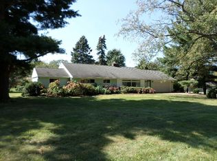 1304 Hardscrabble Blvd, Erie, PA 16505