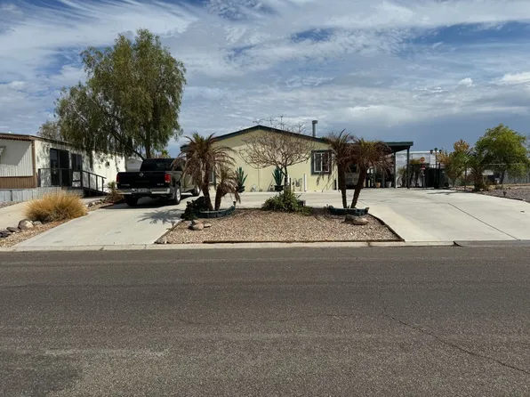 951 Holly St, Bullhead City, AZ 86442
