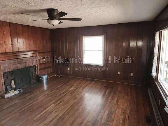 5th image of 2 Woodlands Dr