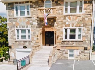 140 Harding Ave, White Plains, NY 10606