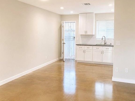 4th image of 4135 N 27th St APT 1