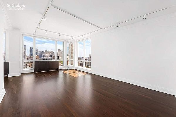 1st image of 401 E 60th St APT 21D