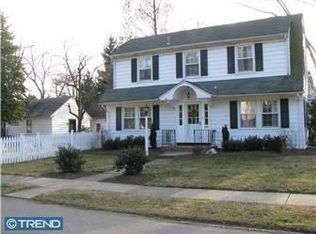 2044 Woodland Rd, Abington, PA 19001