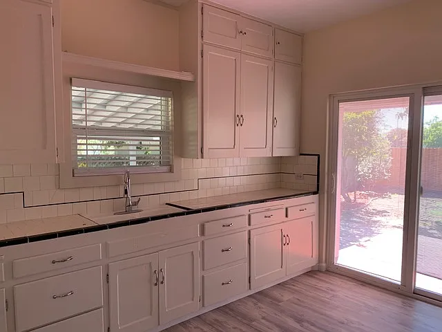 2395 Paul Minnie Ave — Photo 2