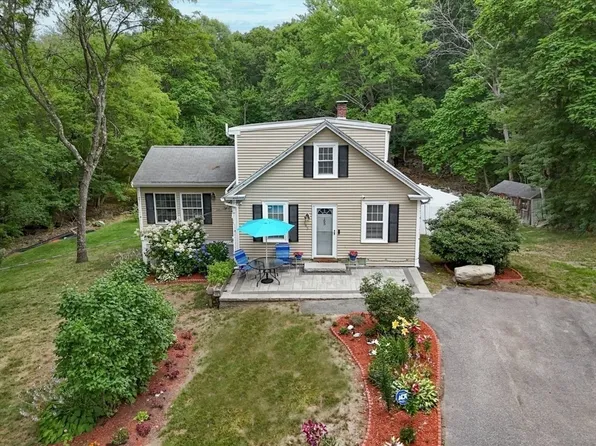 165 Astle St, Tewksbury, MA 01876