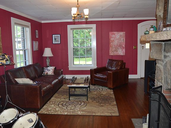 2nd image of 370 Tenn Ave