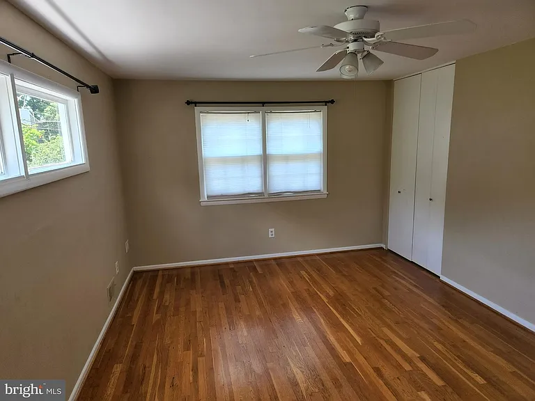 Bound Brook Ln — Photo 12