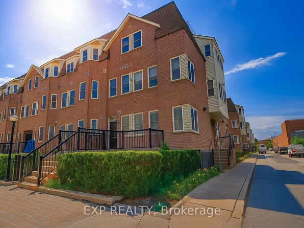 760 Lawrence Ave W #132, Toronto, ON M6A 3E7