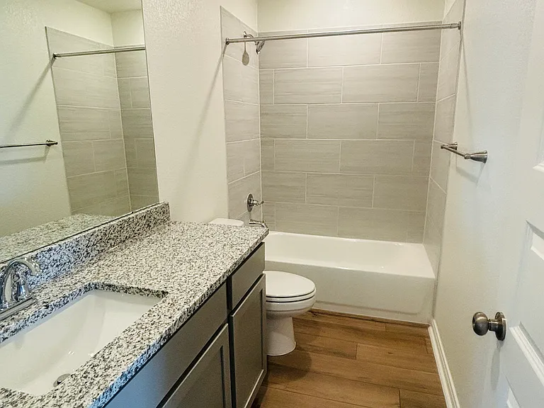 6105 Twistleaf Ln #A — Photo 4