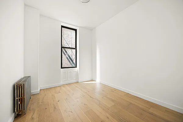Bedroom, photo 4