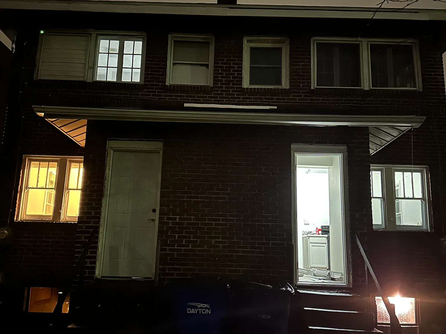 3 bed, 1200 sqft, $1,300 — Photo 1