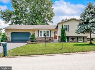 14 Marie Dr, Hanover, PA 17331