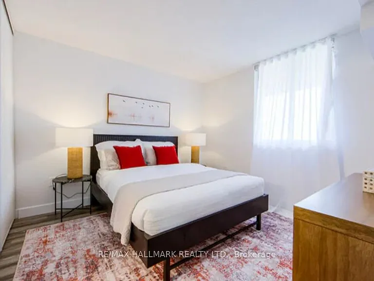 15 Martha Eaton Way #1705 — Photo 6
