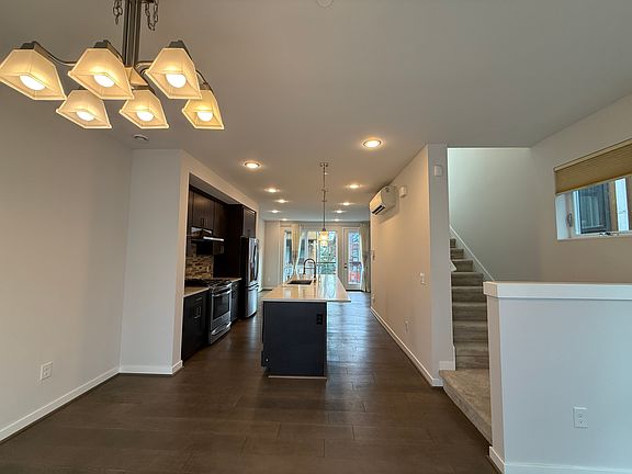 4th image of 6528 32nd Ave NE #C-5.1