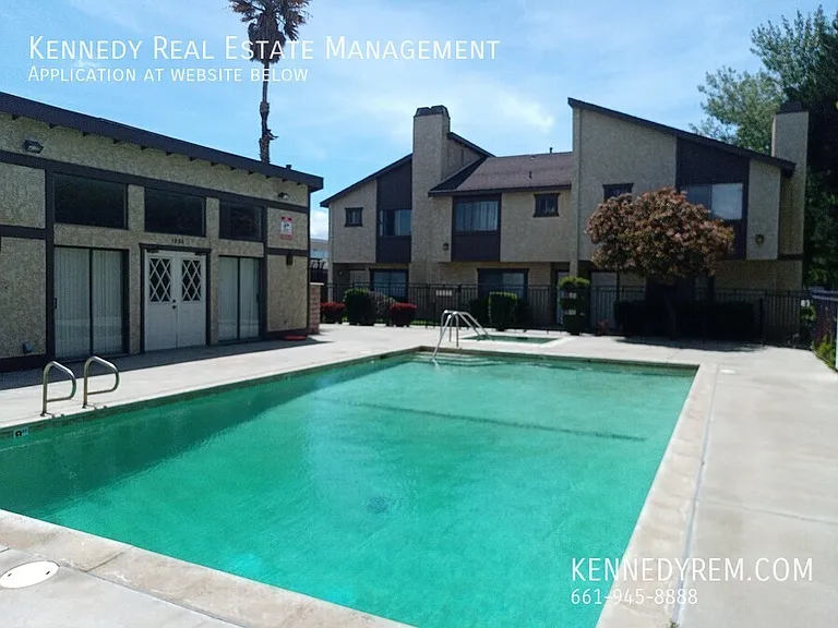 1328 W Avenue J #4 — Photo 12