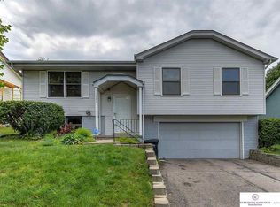 11223 Corby St, Omaha, NE 68164