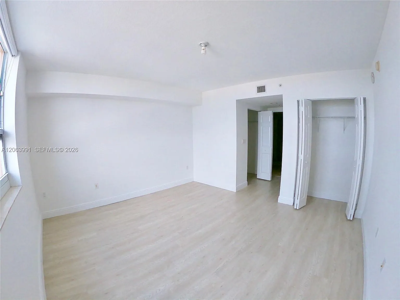 2 bed, 2.0 bath, $3,400 — Photo 2