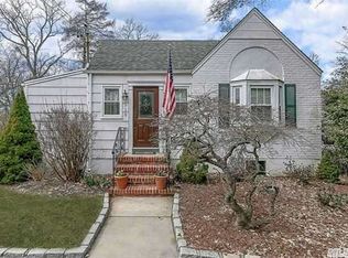 518 Islip Ave, Islip, NY 11751