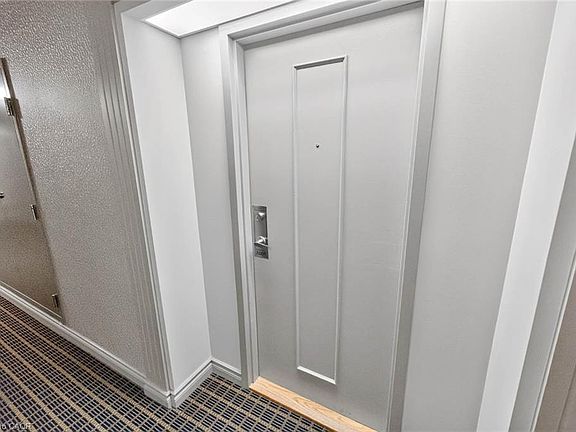 4th image of 135 Hillcrest Ave #2009