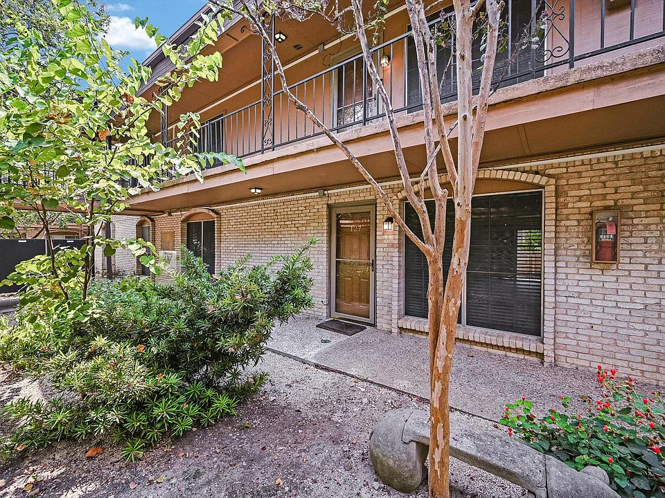 7801 Shoal Creek Blvd #127