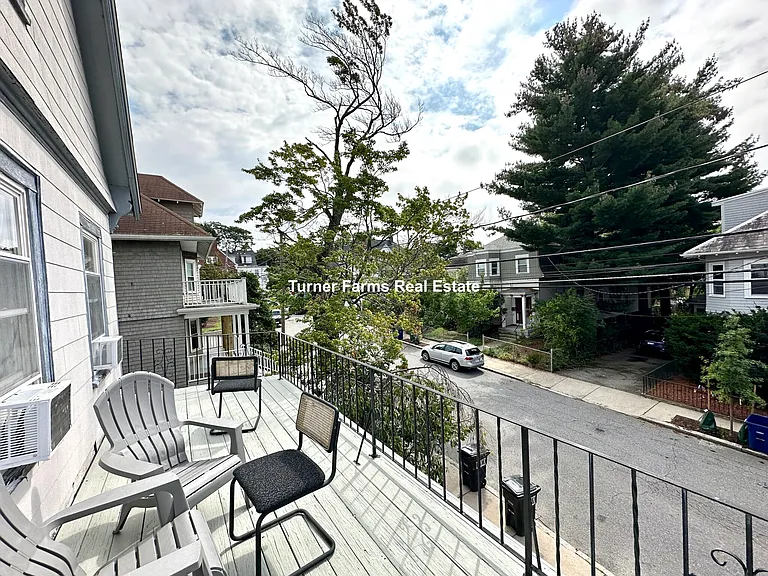 15 Curtis Ave — Photo 12