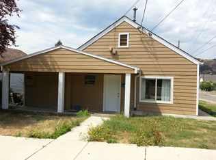 1604 SE Hamilton St, Roseburg, OR