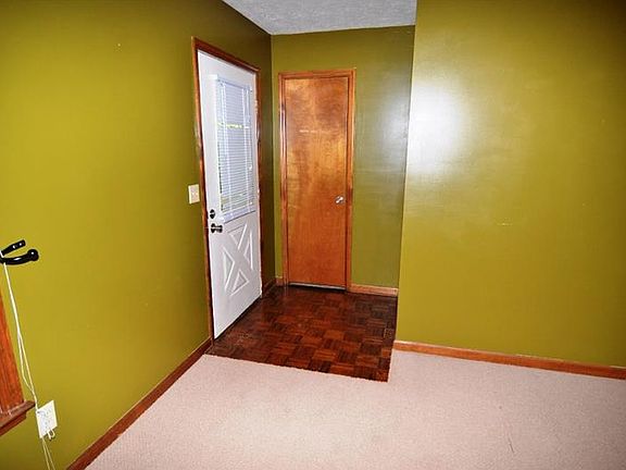 3rd image of 453 Karl Ct SW