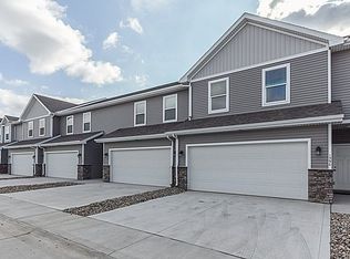 1566 SW Twin Gates Dr, Ankeny, IA 50023