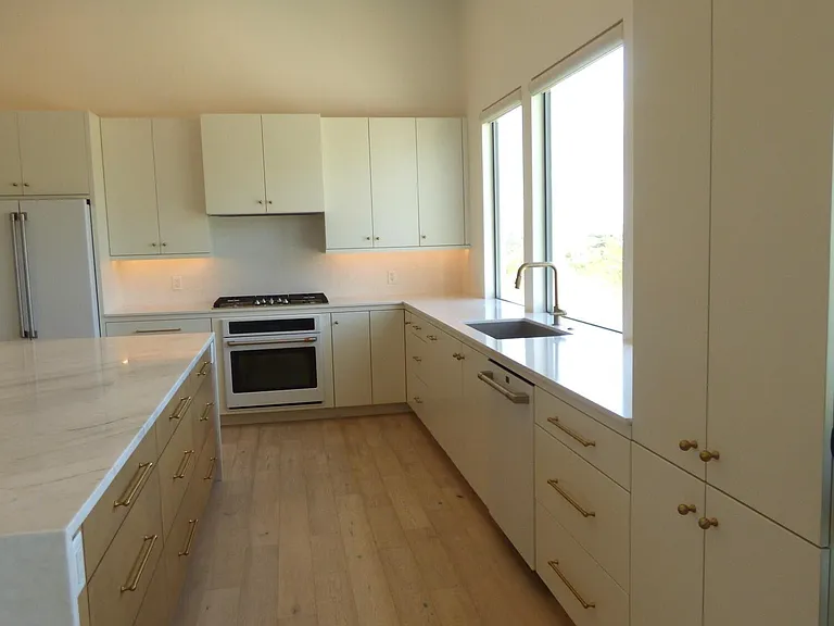 5721 E Paseo Cocospera — Photo 12