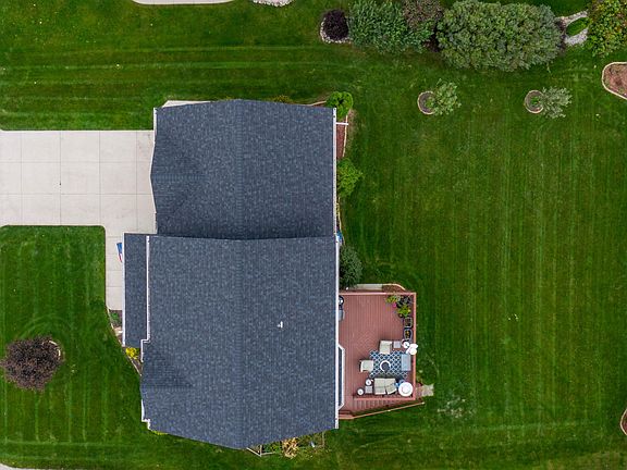 220 Kettle Ridge Cir, Glenbeulah, WI 53023 | MLS #1713002 ...