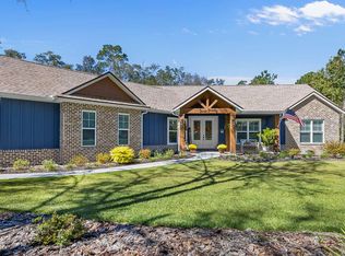 720 NW Country Lake Dr, Lake City, FL 32055