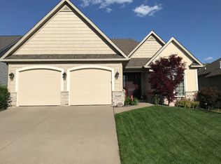 4197 E Kingston Cir, Bettendorf, IA 52722