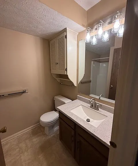 6385 Catawba Dr — Photo 14