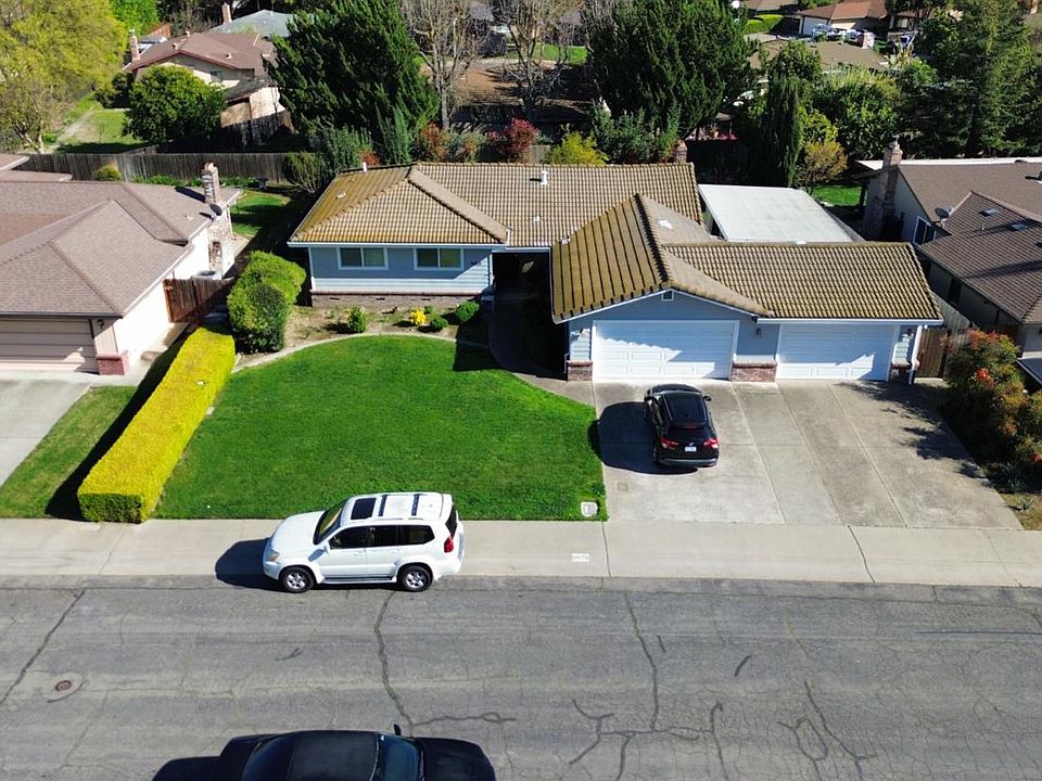 1st image of 6815 Antigua Way