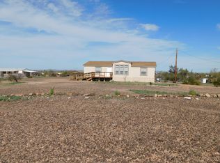 26410 Yellowbird Dr, Bouse, AZ 85325