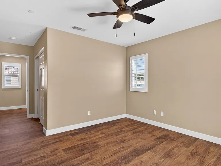 621 Calle Vibrante — Photo 24
