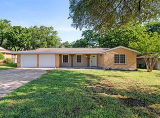 7233 Jewell Ave, Fort Worth, TX 76112