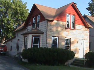 541 Raymond St, Elgin, IL 60120