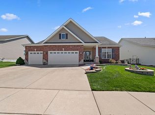 308 Pointe Loma Blvd, Lake Saint Louis, MO 63367