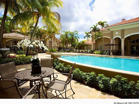 5th image of 140 SW 117th Ave #4208