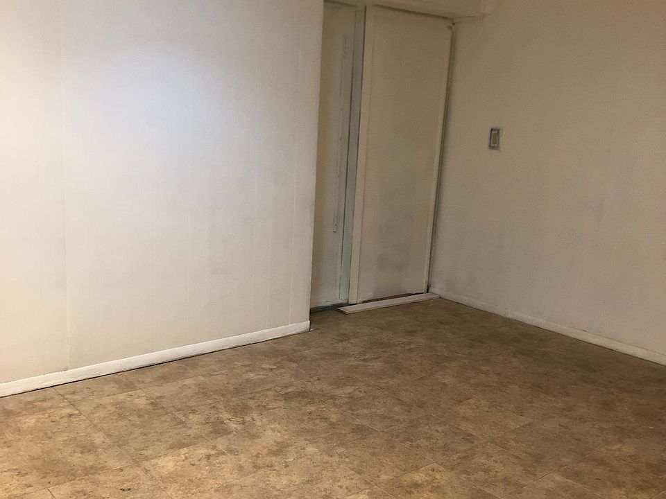 1st image of 483 Emerson St #Basement