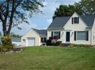 771 Sprague Rd, Seven Hills, OH 44131