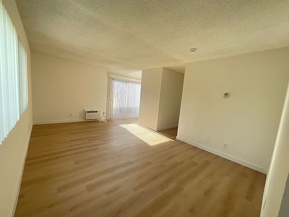 3rd image of 2672 Milton Ave APT A