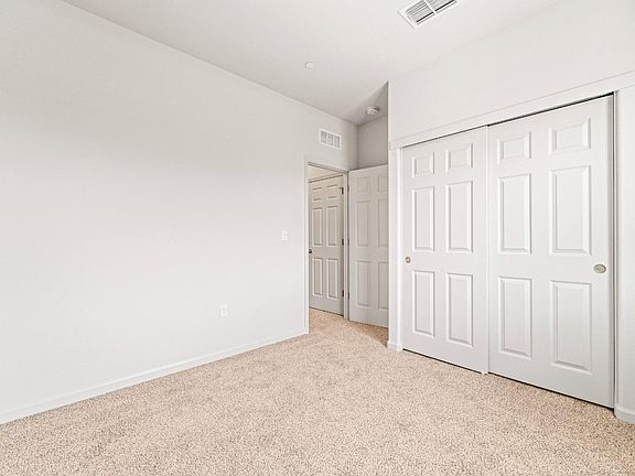 4th image of 224 Almond Drive